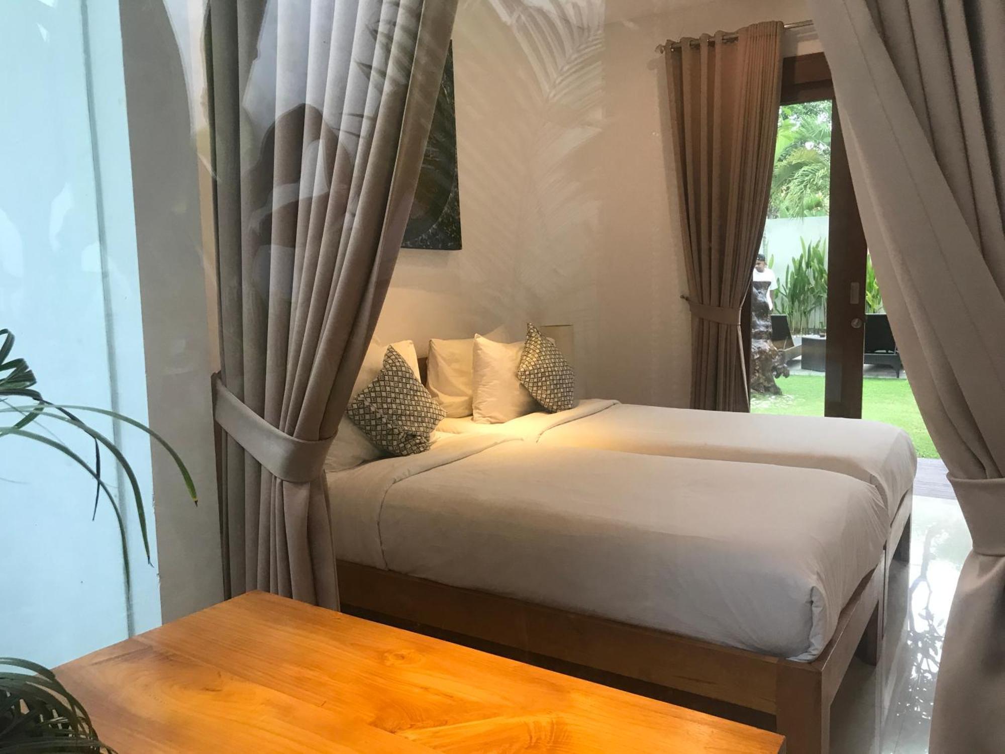 Nil Villa Seminyak Buitenkant foto