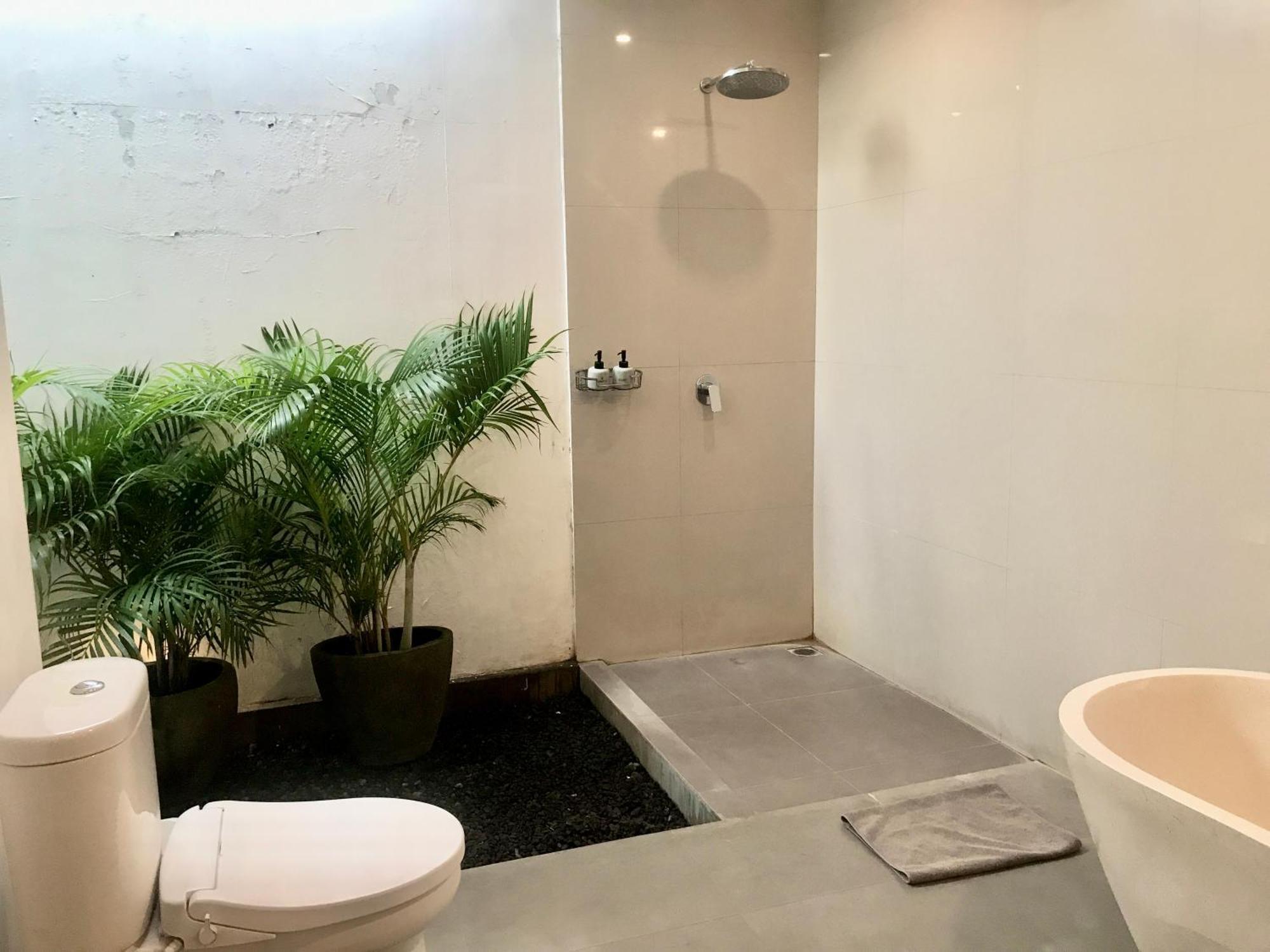 Nil Villa Seminyak Buitenkant foto