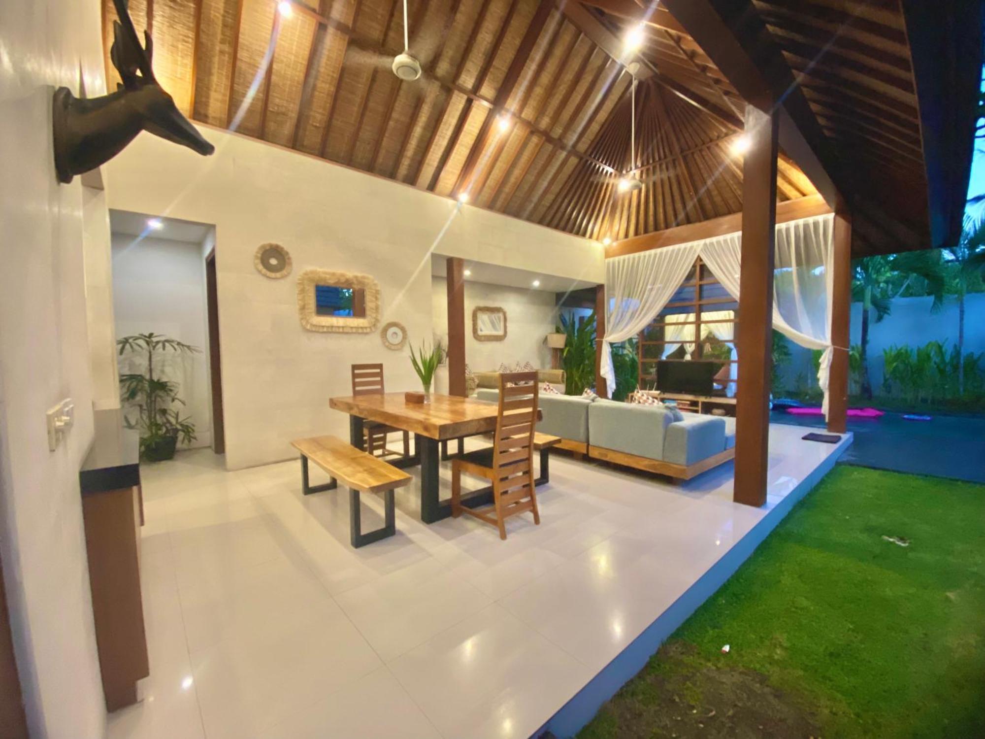 Nil Villa Seminyak Buitenkant foto