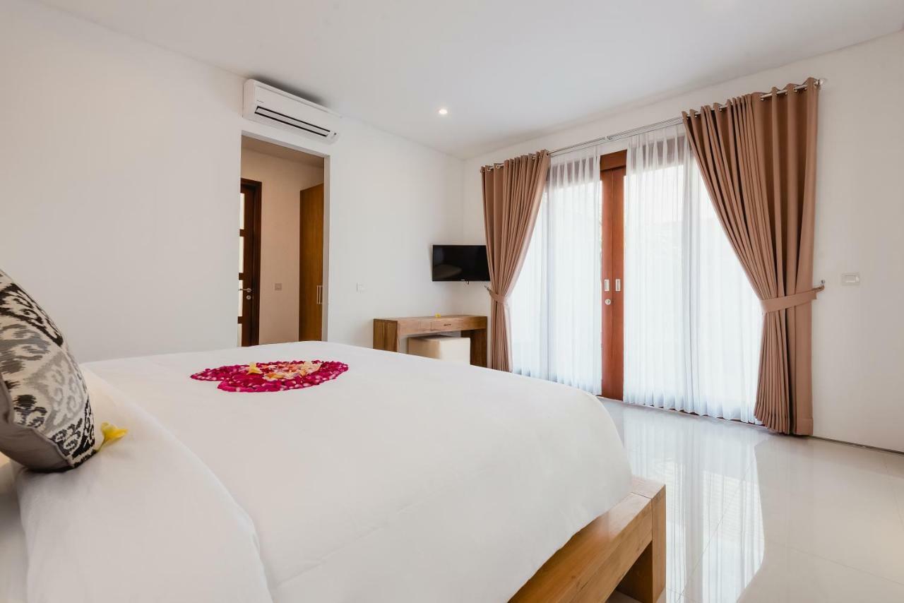 Nil Villa Seminyak Buitenkant foto